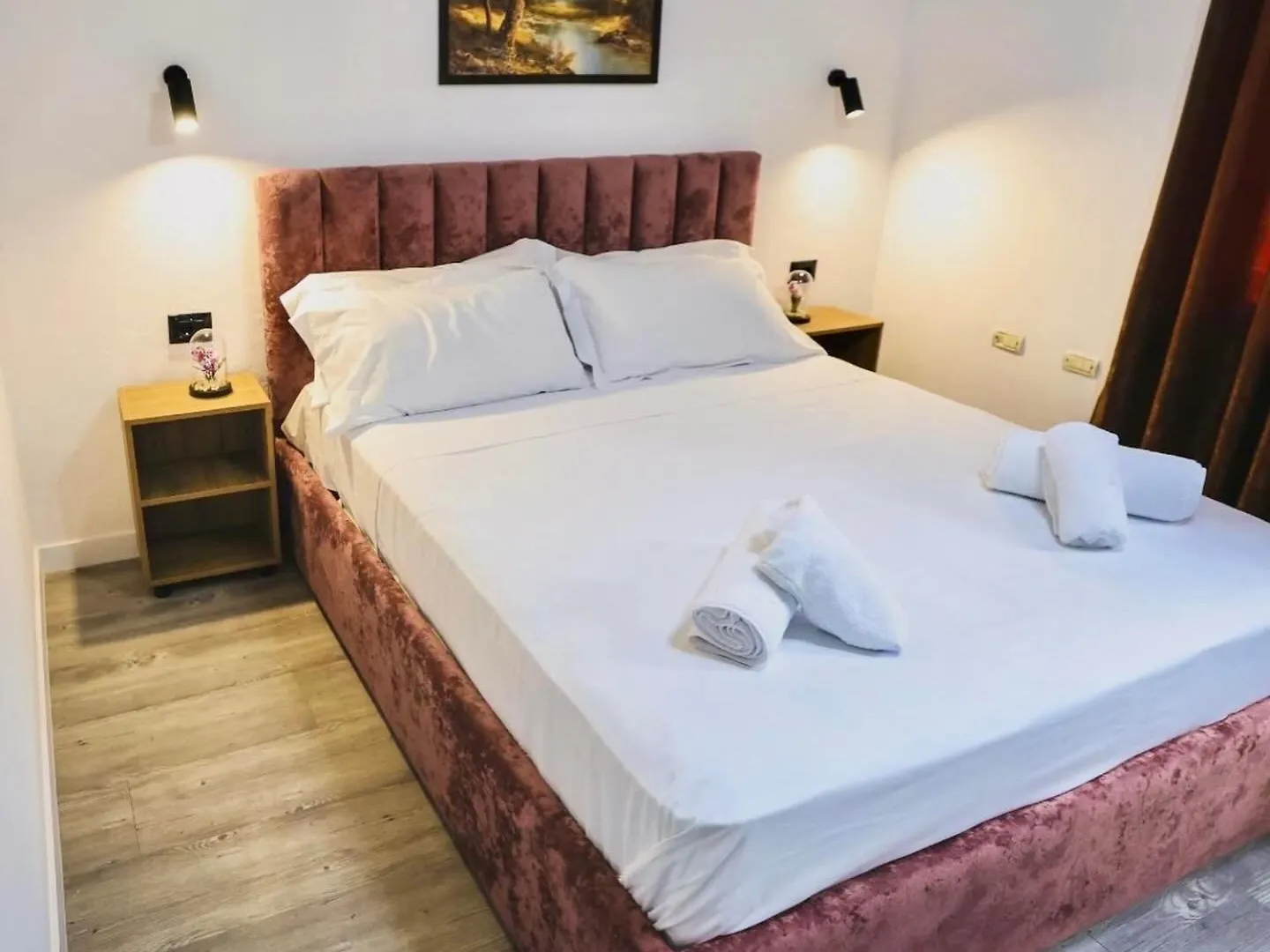 Vila Alizee Hotel Tiran