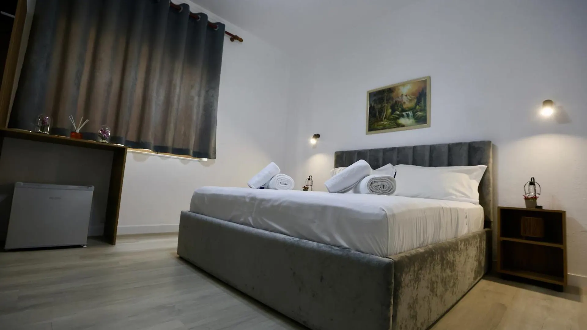 Vila Alizee Hotel Tiran